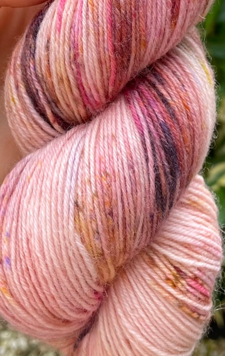 Sock „Dried rose“