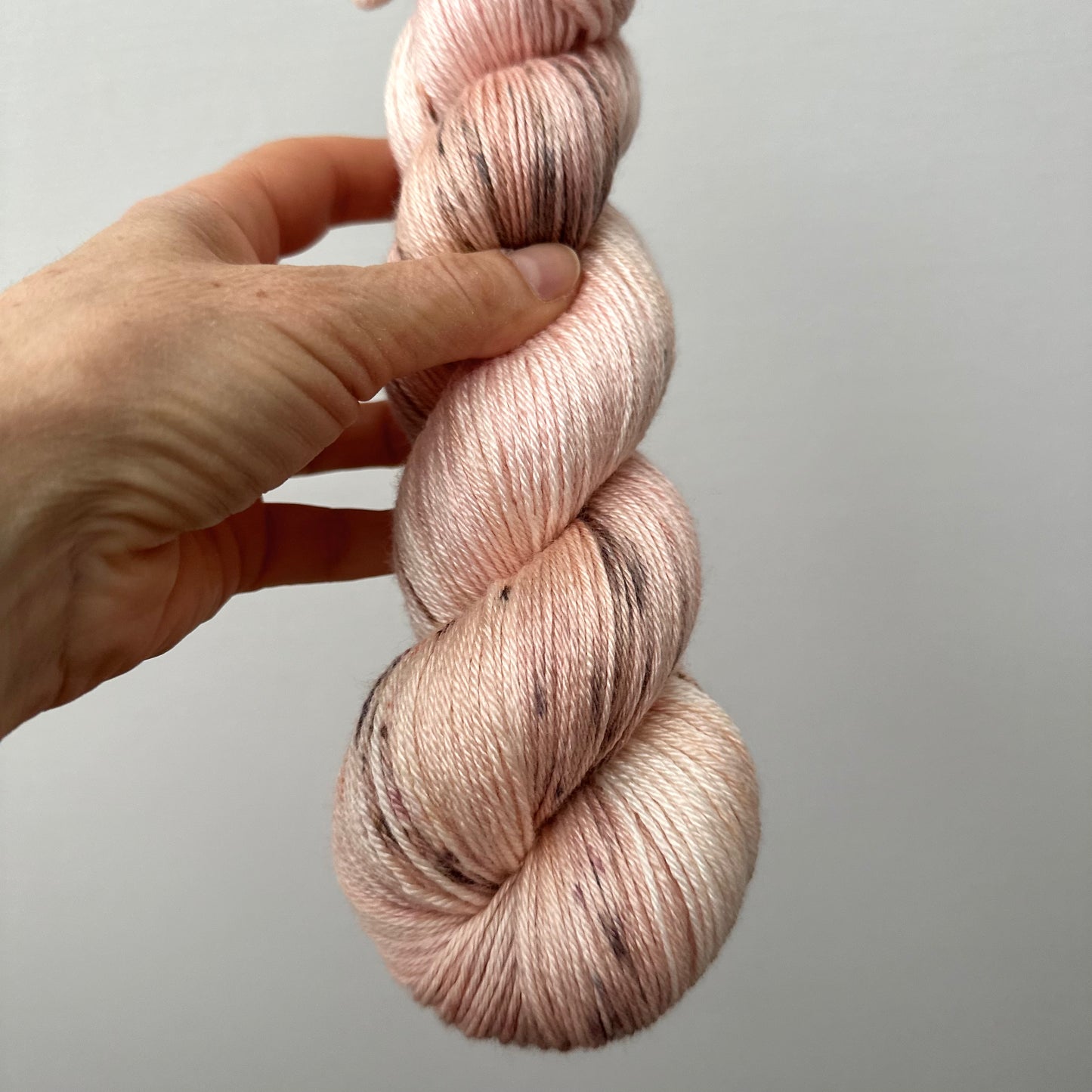 Seide Merino “Strawberry cheesecake”