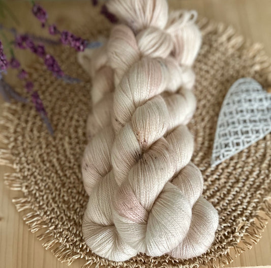 Soft Lace 800 „Charm”