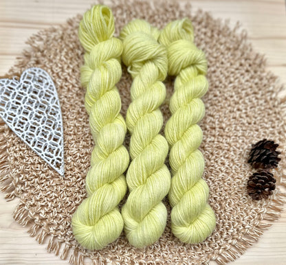 Sock Alpaka “Limettengrün“ 50gp