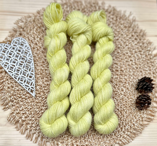 Sock Alpaka “Limettengrün“ 50gp